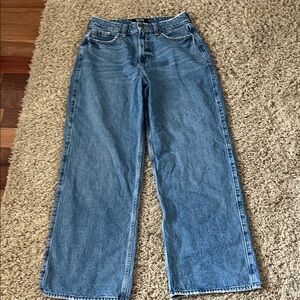 Hollister ultra high rise baggy 28r/6r